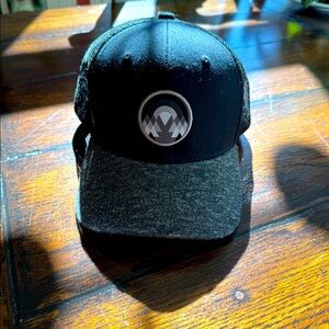 Ten Trees hat new